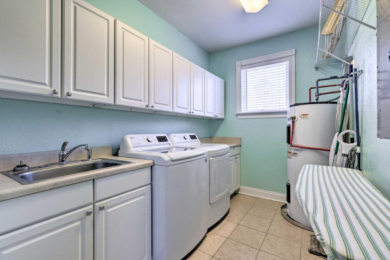 Spacious Gulf Shores Home Private Pool And Deck! Exterior photo